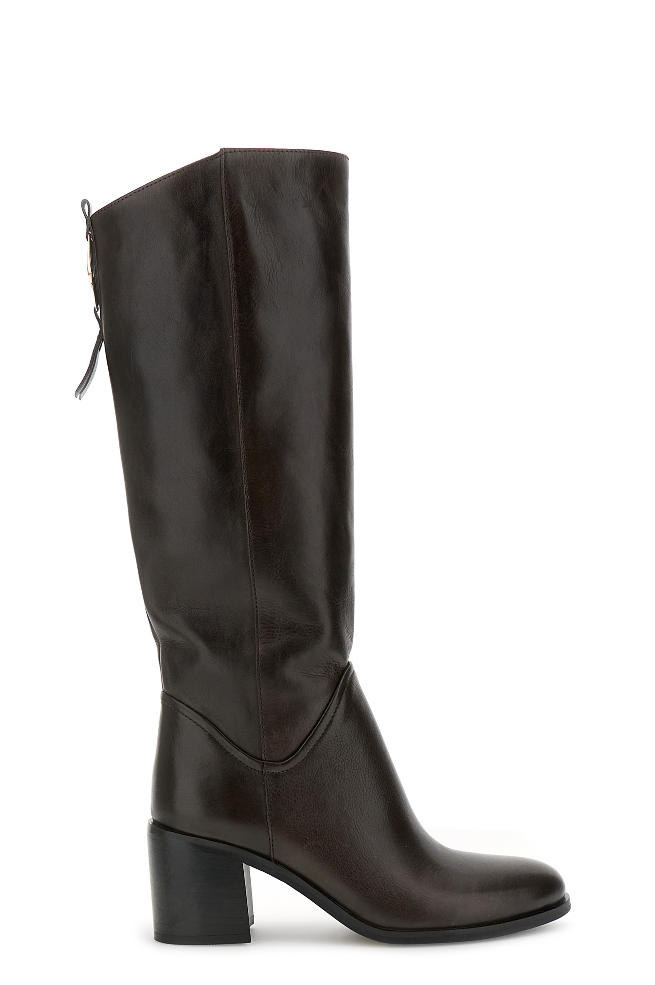 198832