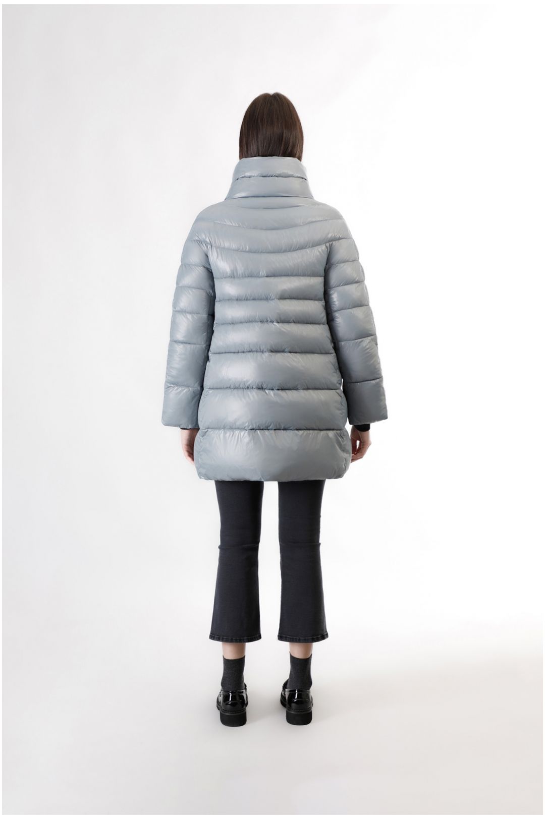 Ausgestellte daunenjacke