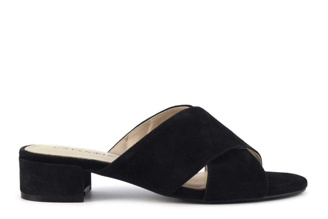 Sonderpreis: Flache Sandalen mit Kreuzriemen aus Wildleder